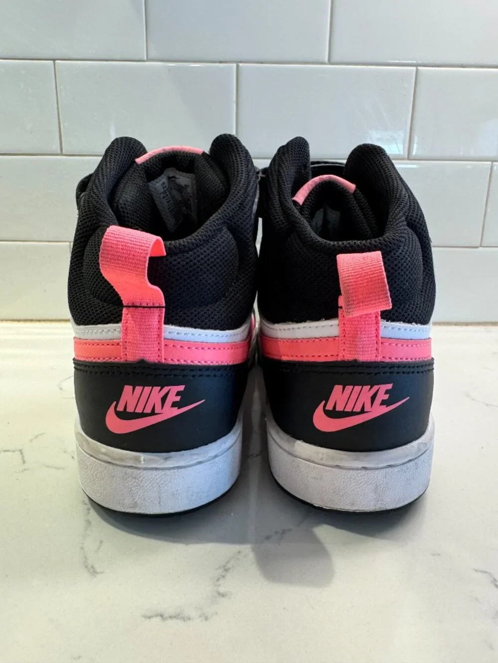 Nike Court Borough Mid 2 High Top Sneakers Girls 7Y Lace Up Hook and Loop Strap